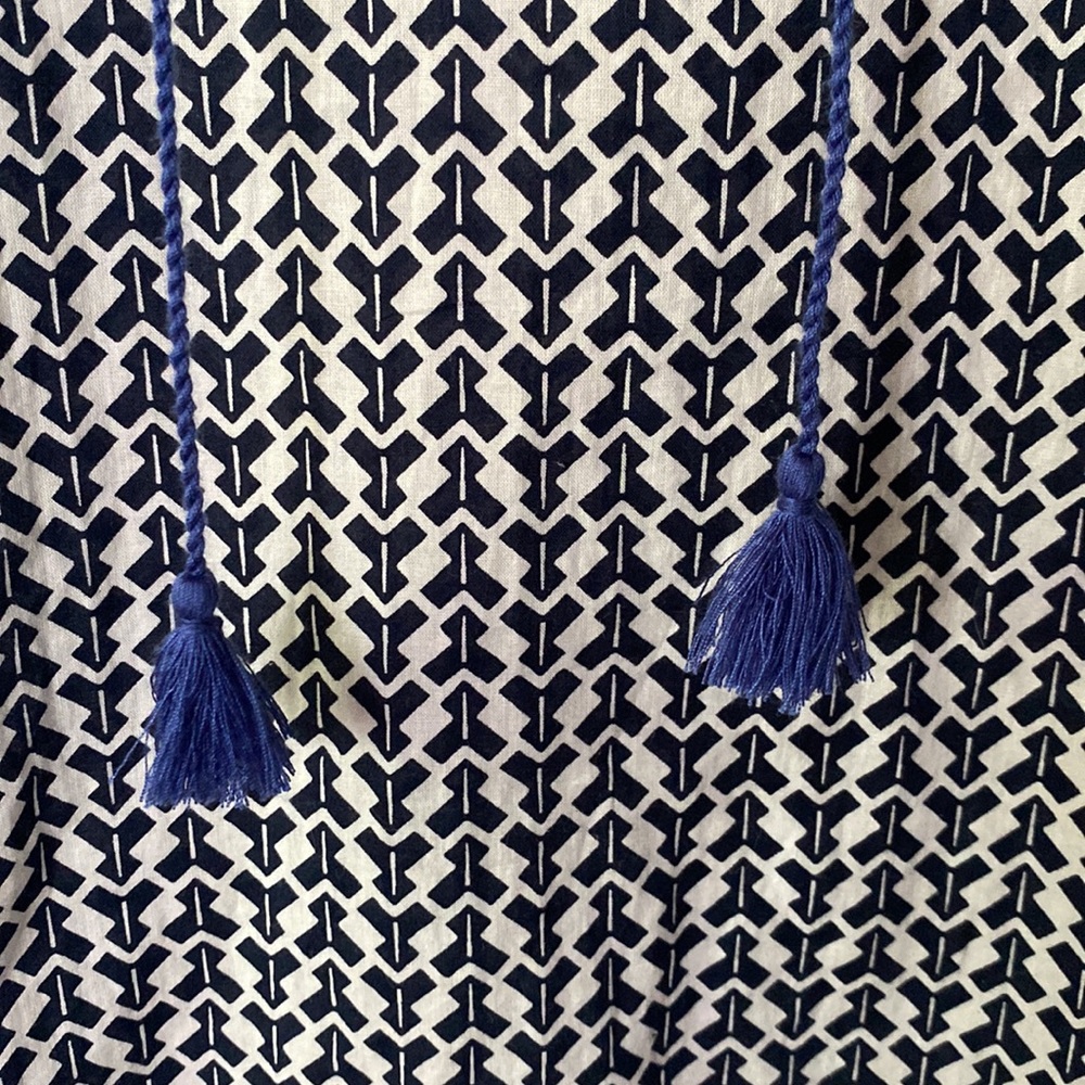 J. Crew Sleeveless Blouse size 4 - Picture 3 of 5